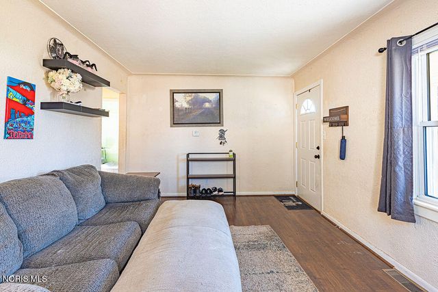 1202 Cribb Street, Toledo, OH 43612