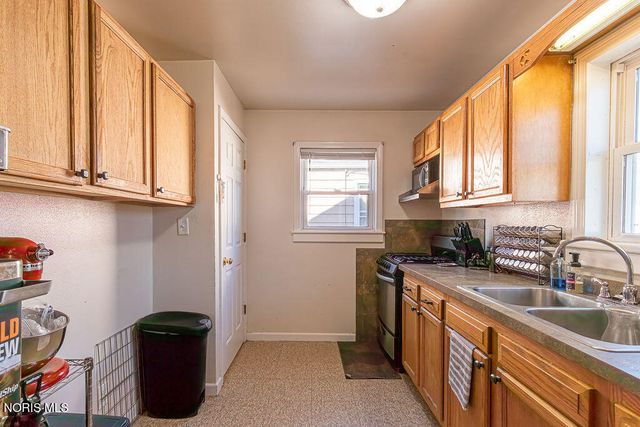 1202 Cribb Street, Toledo, OH 43612