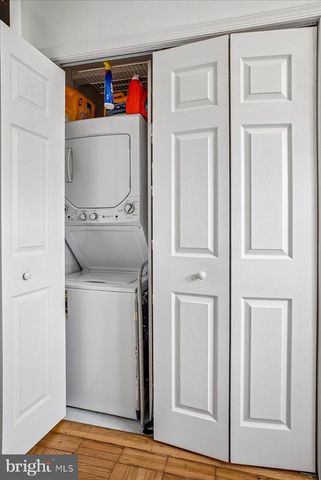 1600 RIPON PL, Alexandria, VA 22302
