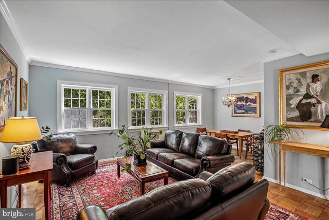 1600 RIPON PL, Alexandria, VA 22302