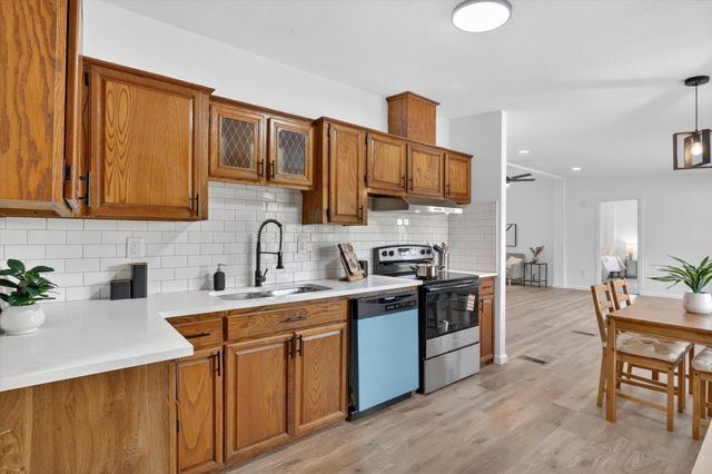 2533 Tommys Court, Alvarado, TX 76009