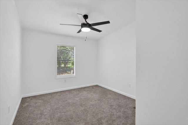 2533 Tommys Court, Alvarado, TX 76009