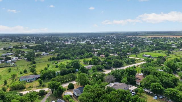 2533 Tommys Court, Alvarado, TX 76009