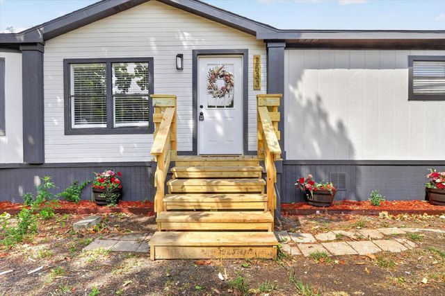 2533 Tommys Court, Alvarado, TX 76009
