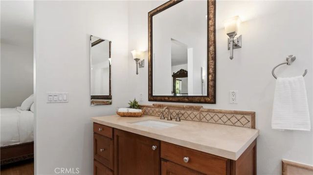 28527 Las Canastas, Valencia, CA 91354