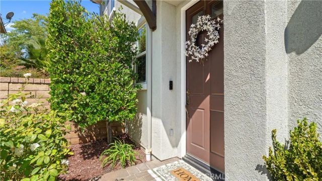 28527 Las Canastas, Valencia, CA 91354
