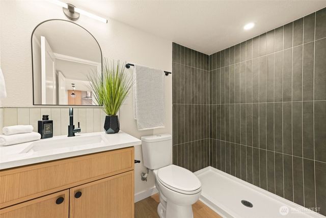 10419 18th Avenue S, Seattle, WA 98168