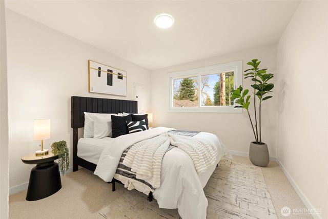 10419 18th Avenue S, Seattle, WA 98168