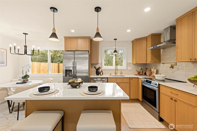 10419 18th Avenue S, Seattle, WA 98168