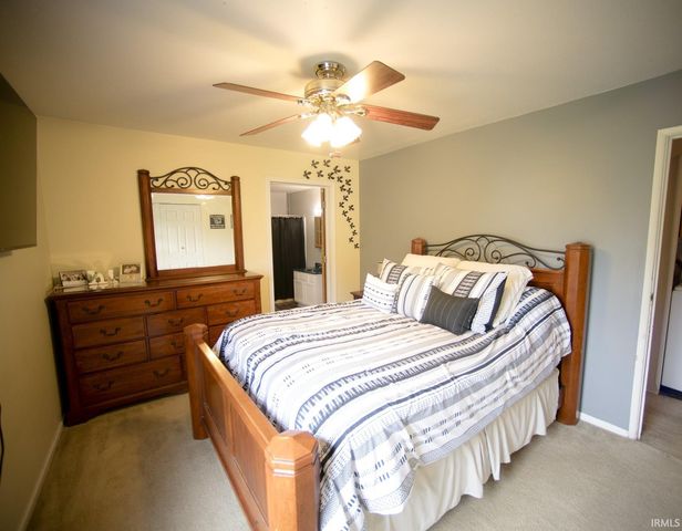 2004 Jerry Street, Vincennes, IN 47591