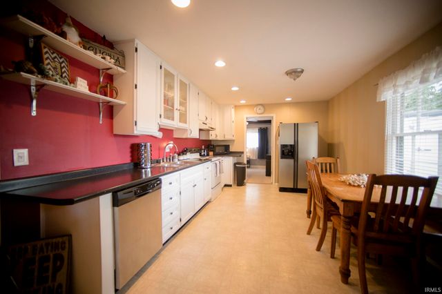 2004 Jerry Street, Vincennes, IN 47591