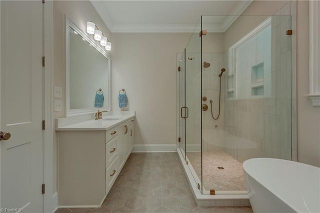 3611 Summit lakes Drive, Browns Summit, NC 27214