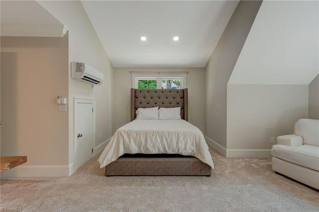 3611 Summit lakes Drive, Browns Summit, NC 27214