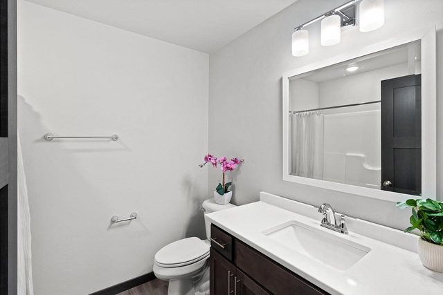 1526 FREEDOM MEADOWS DRIVE, Neenah, WI 54956