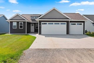 1526 FREEDOM MEADOWS DRIVE, Neenah, WI 54956