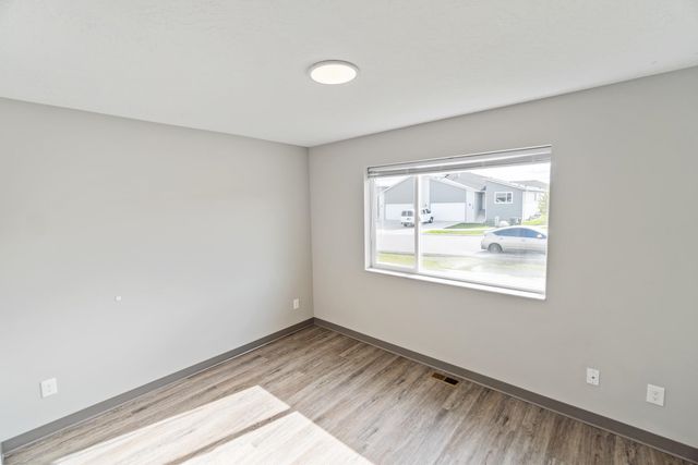 1313 N Coach Dr, Spokane Valley, WA 99016