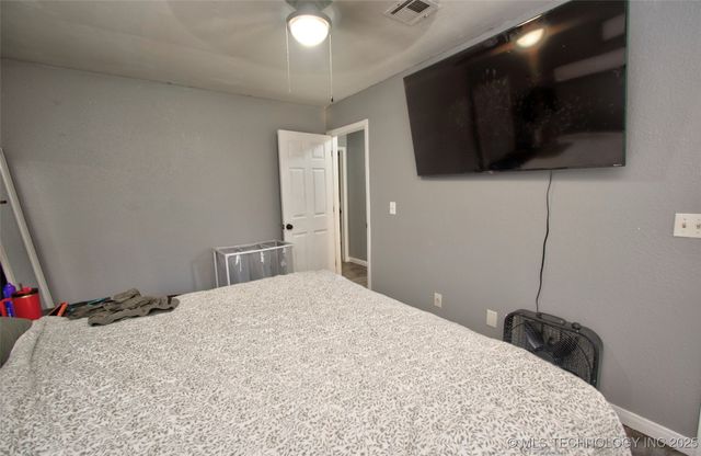 106 S Gladd Road, Fort Gibson, OK 74434