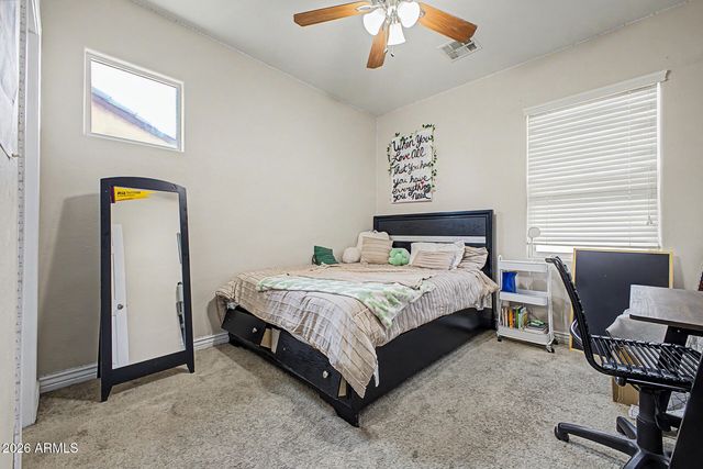 7424 W WOLF Street, Phoenix, AZ 85033