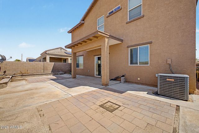 7424 W WOLF Street, Phoenix, AZ 85033