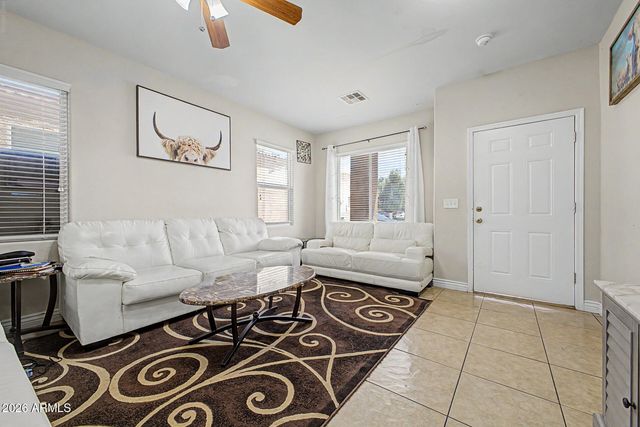 7424 W WOLF Street, Phoenix, AZ 85033