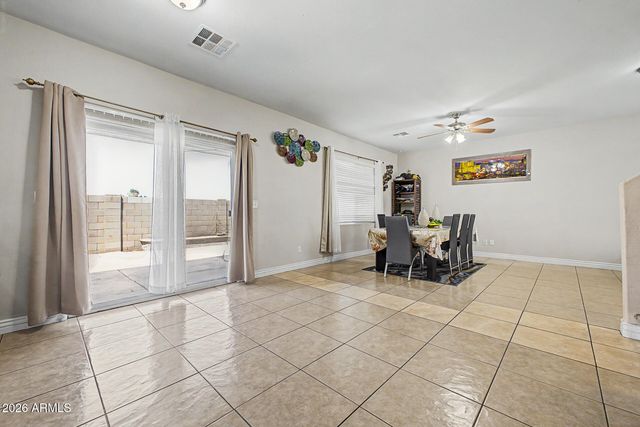 7424 W WOLF Street, Phoenix, AZ 85033