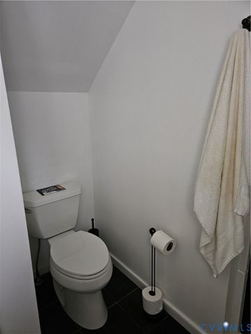 12262 Welling Hall Rd, Doswell, VA 23047