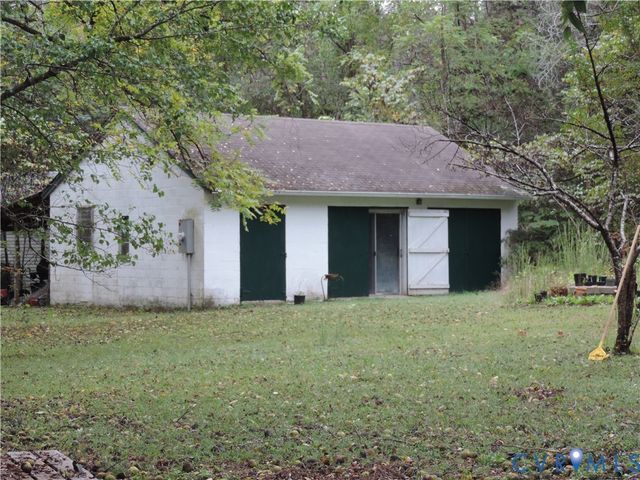 12262 Welling Hall Rd, Doswell, VA 23047