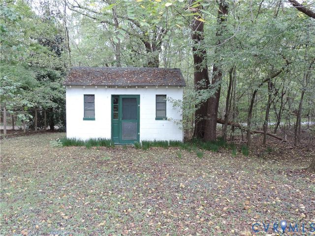 12262 Welling Hall Rd, Doswell, VA 23047