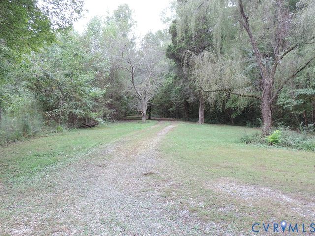 12262 Welling Hall Rd, Doswell, VA 23047