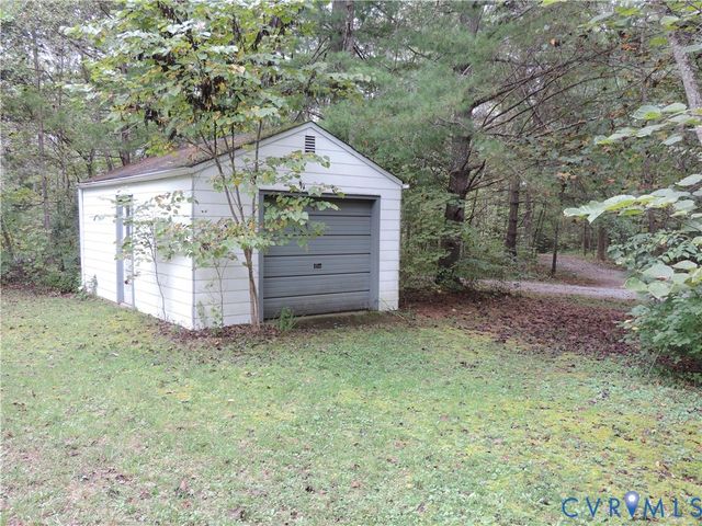 12262 Welling Hall Rd, Doswell, VA 23047