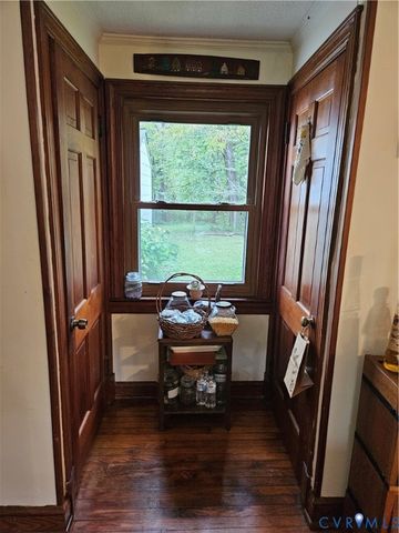 12262 Welling Hall Rd, Doswell, VA 23047