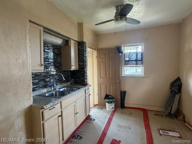 462 Campbell Street, River Rouge, MI 48218