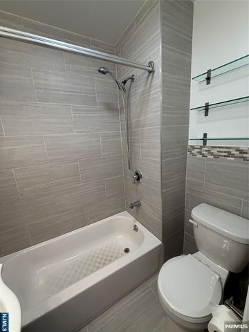 24 Dean Street 4, Englewood, NJ 07631