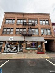24 Dean Street 4, Englewood, NJ 07631