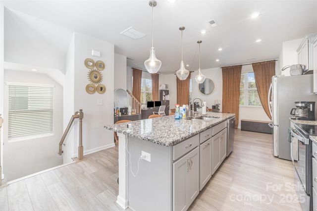 1132 Keydet Drive, Charlotte, NC 28216