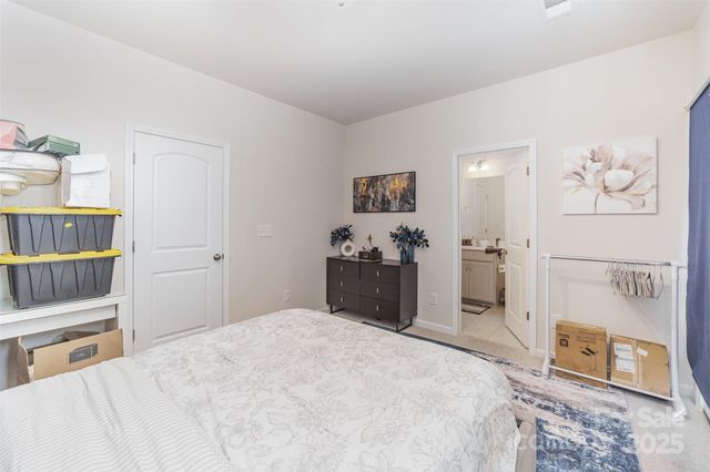 1132 Keydet Drive, Charlotte, NC 28216