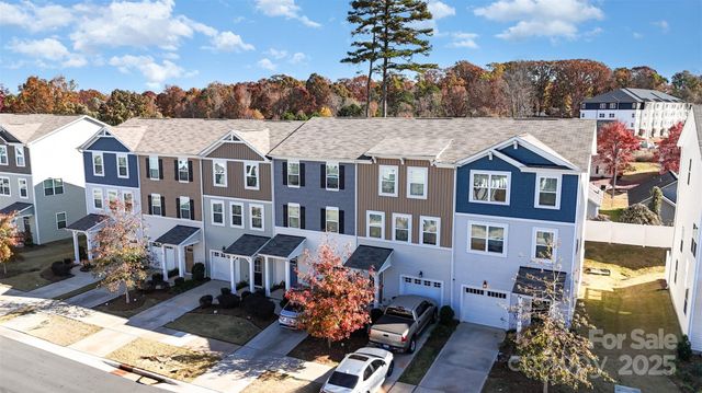 1132 Keydet Drive, Charlotte, NC 28216