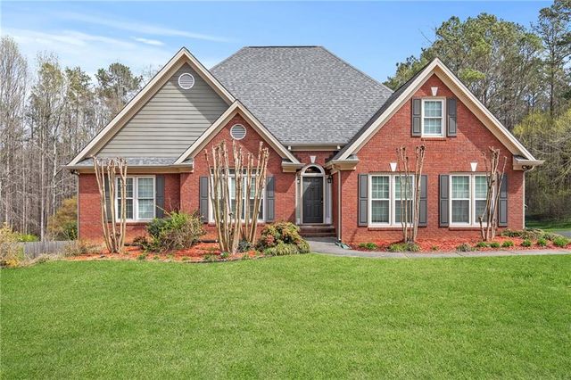 825 Harbor Bay Drive, Lawrenceville, GA 30045