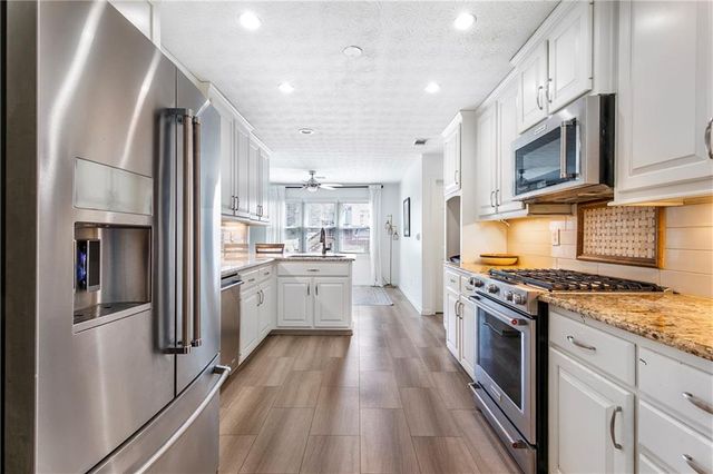 825 Harbor Bay Drive, Lawrenceville, GA 30045