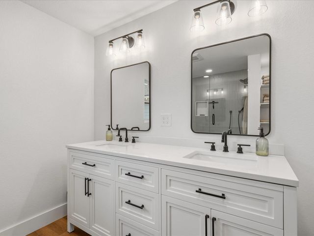 19855 W Lakeshore Drive, Magnolia, TX 77355