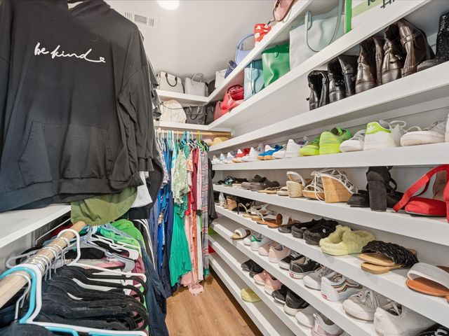 19855 W Lakeshore Drive, Magnolia, TX 77355