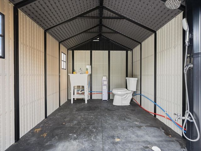 19855 W Lakeshore Drive, Magnolia, TX 77355