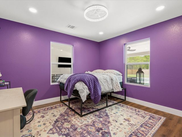 19855 W Lakeshore Drive, Magnolia, TX 77355