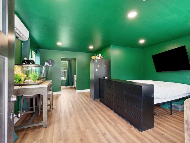 19855 W Lakeshore Drive, Magnolia, TX 77355