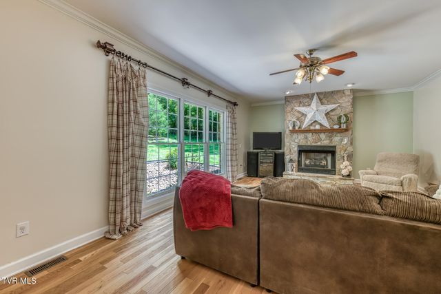 260 Willmary Road, Piney Flats, TN 37686