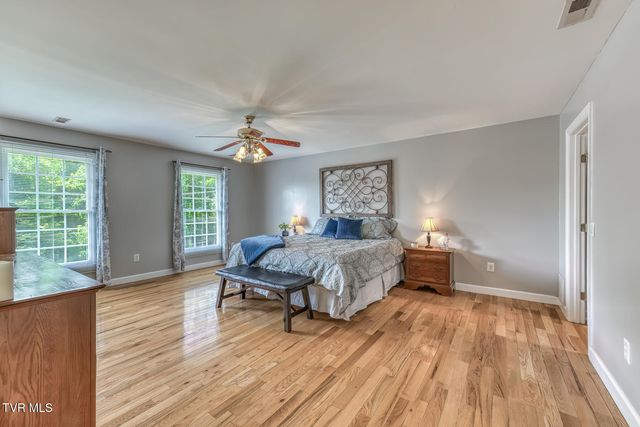 260 Willmary Road, Piney Flats, TN 37686