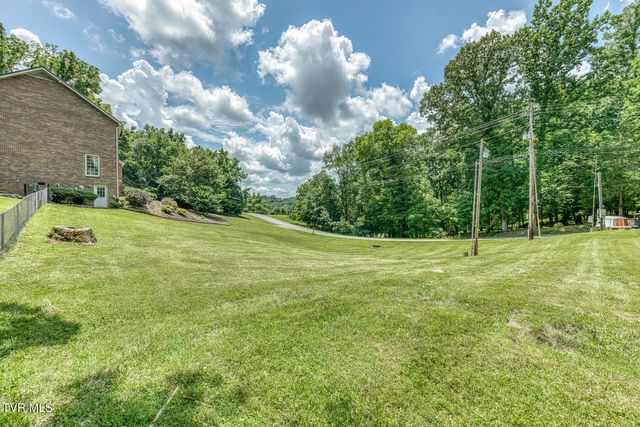 260 Willmary Road, Piney Flats, TN 37686