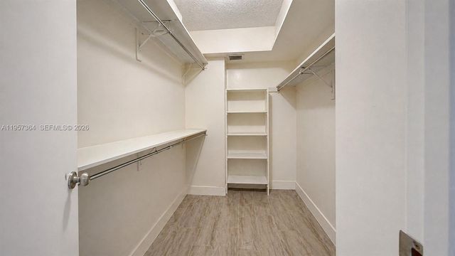 6800 Cypress Road 501, Plantation, FL 33317