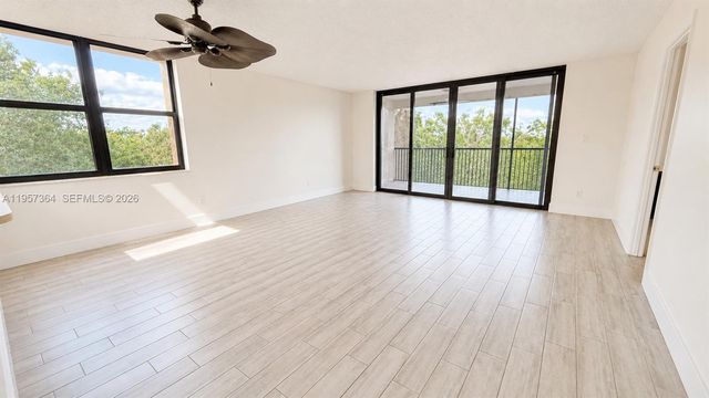 6800 Cypress Road 501, Plantation, FL 33317