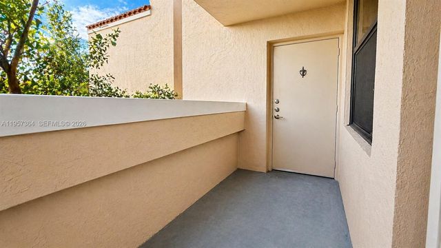 6800 Cypress Road 501, Plantation, FL 33317